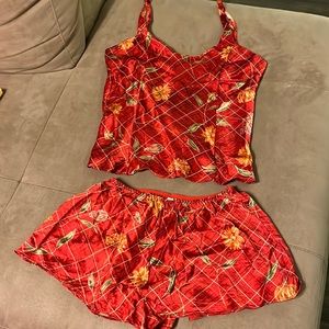 Victoria’s Secret silk fall pattern sleep set